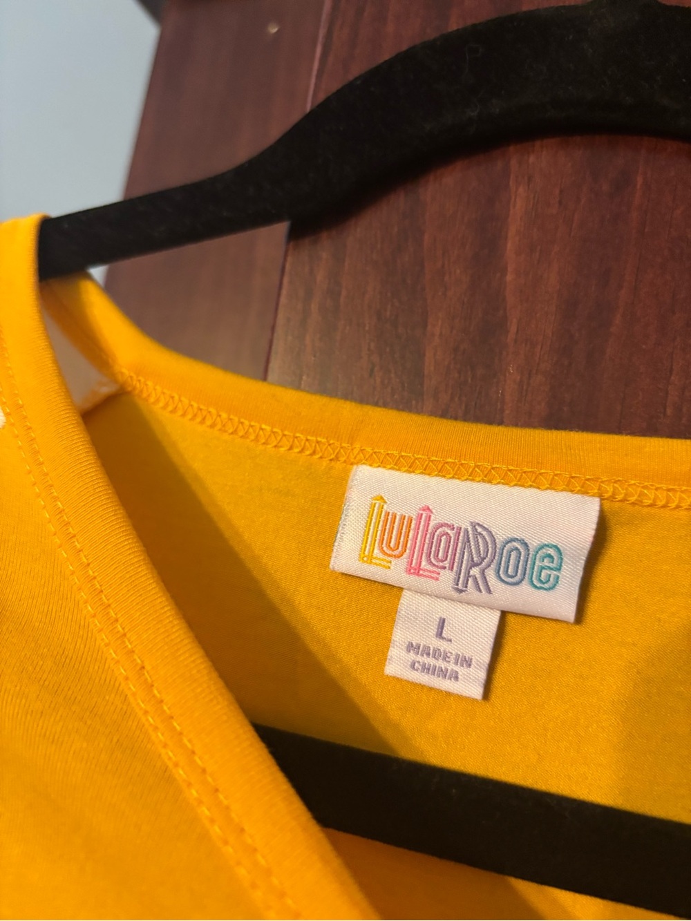 LuLaRoe Randy Yellow Pineapple Raglan Top - Picture 2 of 2